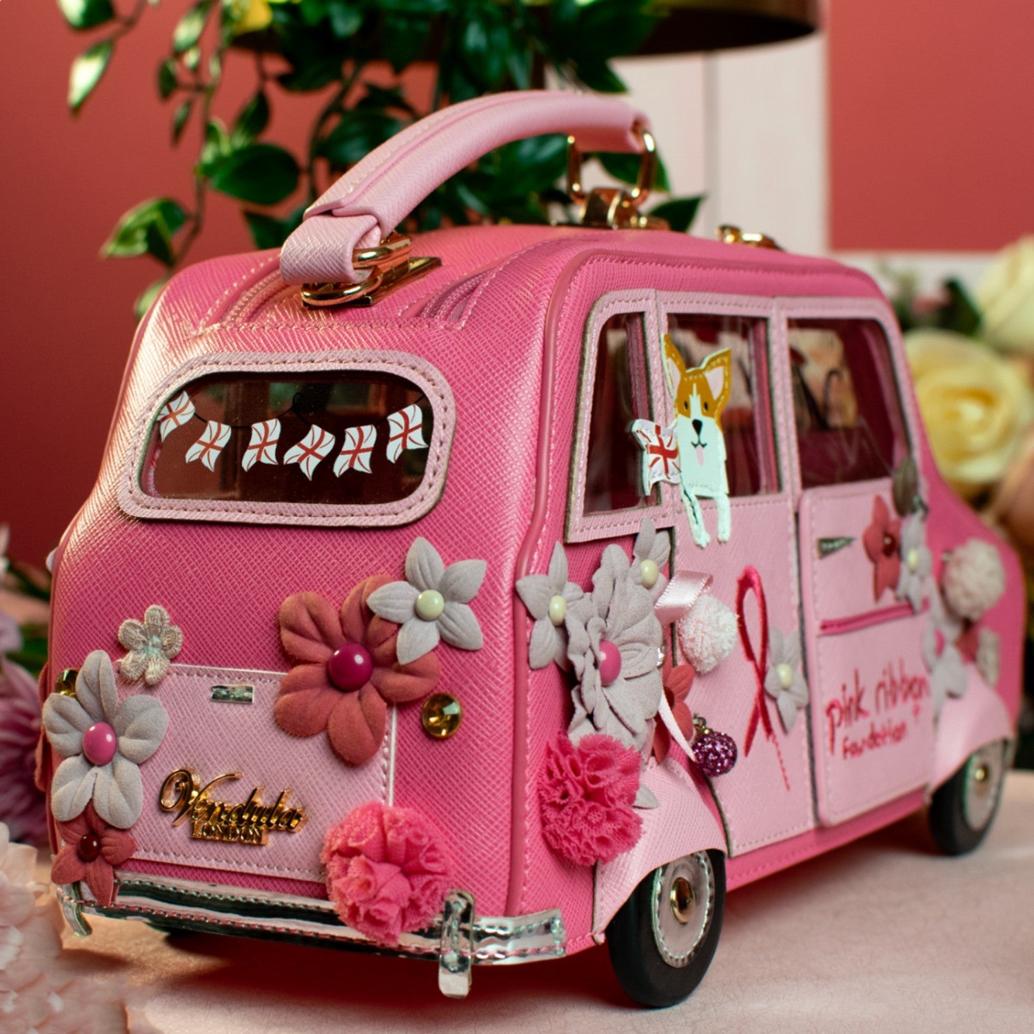 Bolso Pink Taxi Vendula London Cats & Corgis Floral - Pink Ribbon Foundation - KimondoShop