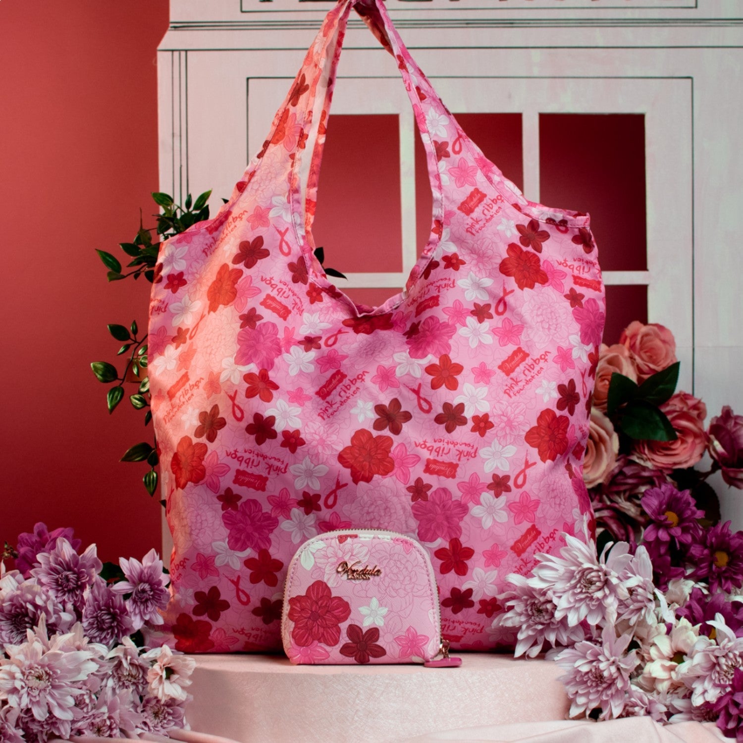 Monedero y bolsa plegable Vendula London Cats & Corgis Floral - Pink Ribbon Foundation - KimondoShop